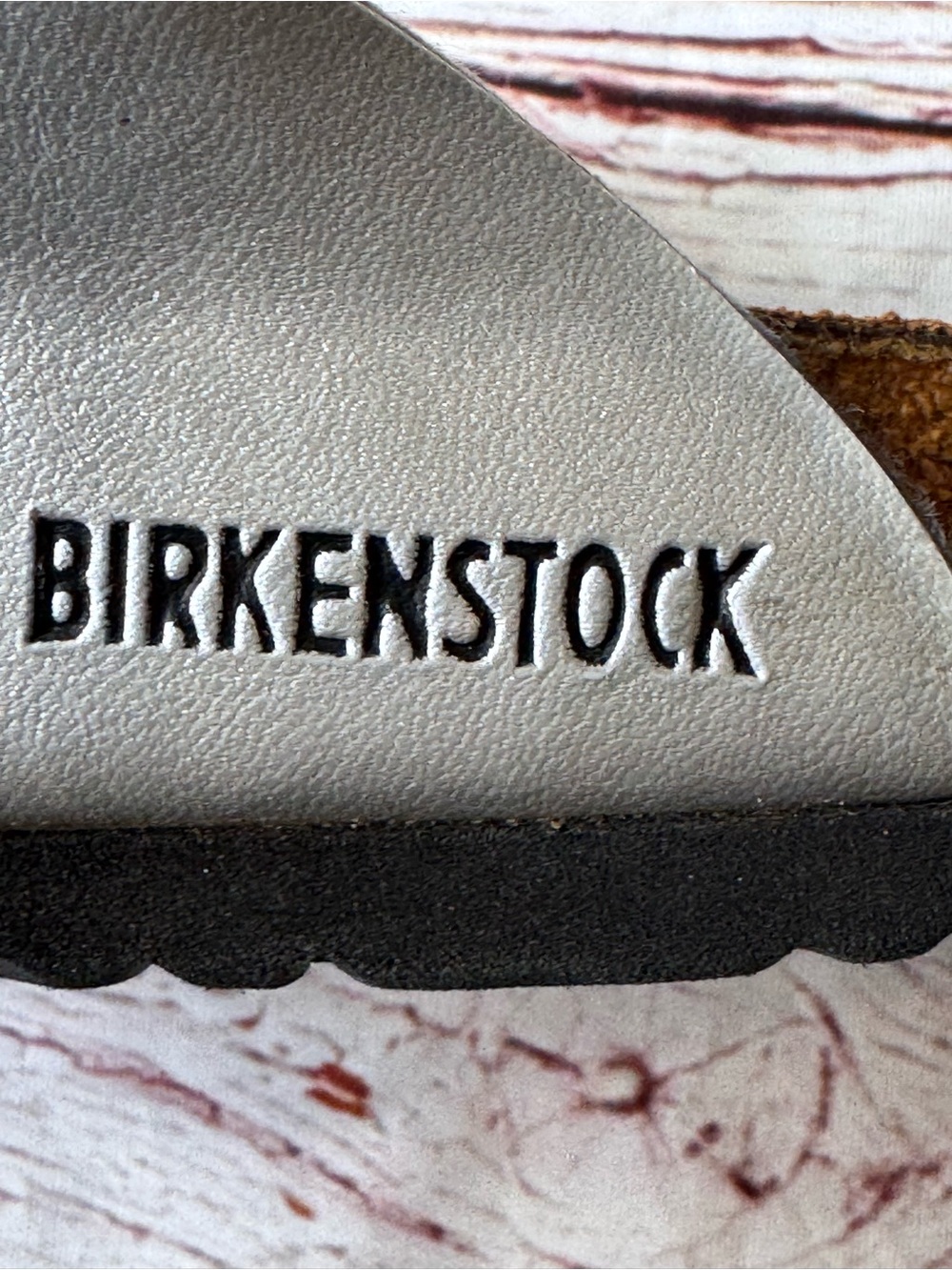 Birkenstock Arizona Birko-Flor Sandal in Patent Alloy Sz 39 - Picture 14 of 14